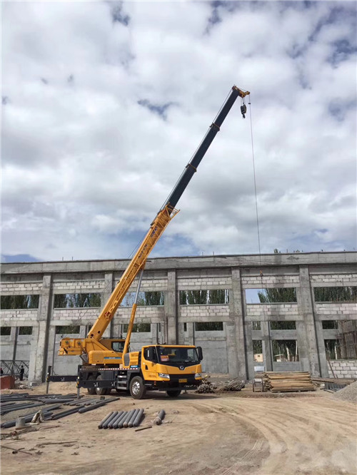 合浦县吊装作业前会做设备检查吗？安全保障措施有哪些？